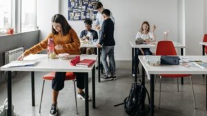 YKS 2025: Sayısal 350 Bin – 400 Bin Başarı Sırası ile Tercih Edilebilecek Bölümler ve Gelecek Vaat Eden Kariyer Olanakları