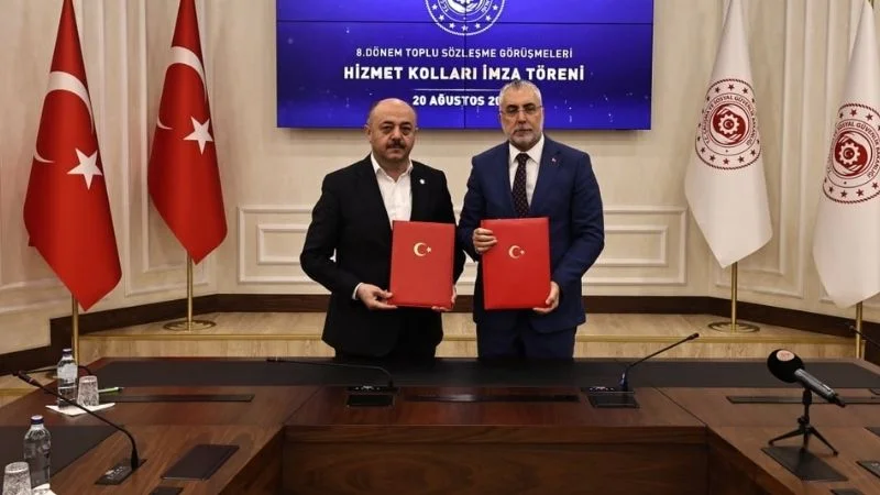 Eğitim-Bir-Sen Genel Sekreteri Talat Yavuz, hizmet kollarında uzlaşma sağlandığını, genel toplu sözleşmede ise uzlaşmazlıkla sürecin hakeme taşındığını söyledi.