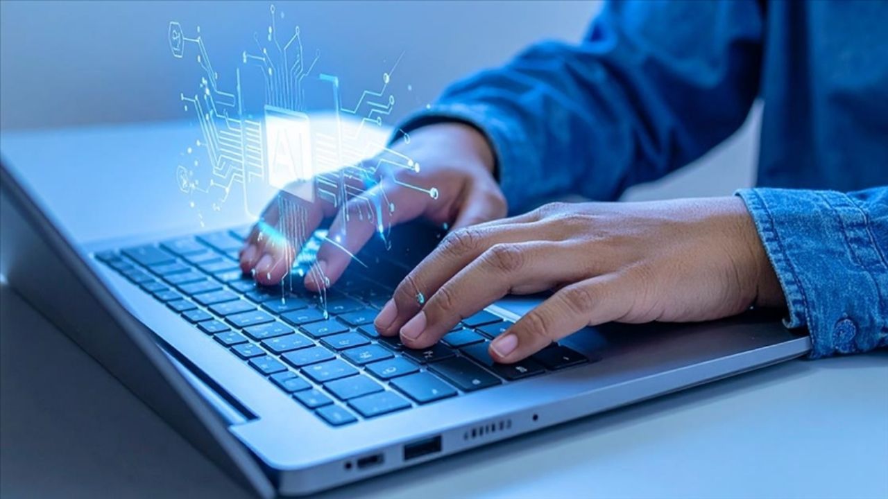 Milli Eğitim Bakanlığınca, Avrupa Komisyonu destekli "Avrupa'da Yetişkin Öğrenimi İçin Elektronik Platform Projesi" kapsamında "Öğrenme Alanlarının Dönüşümü/Dönüştürülmesi Yoluyla Hayat Boyu Öğrenme" temalı Yenilikçi Modeller Yarışması düzenleniyor.