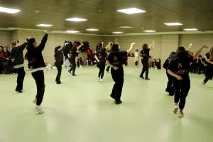 Tekirdağ’da Kadın Öğretmenler Halk Danslarıyla Stres Atıyor: “Terapi Gibi Geliyor”