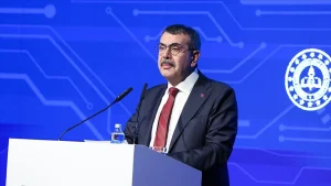 Bakan Tekin Duyurdu: Öğretmenlerin 2026 Nisan Ara Tatil Seminerleri Online Yapılacak! 